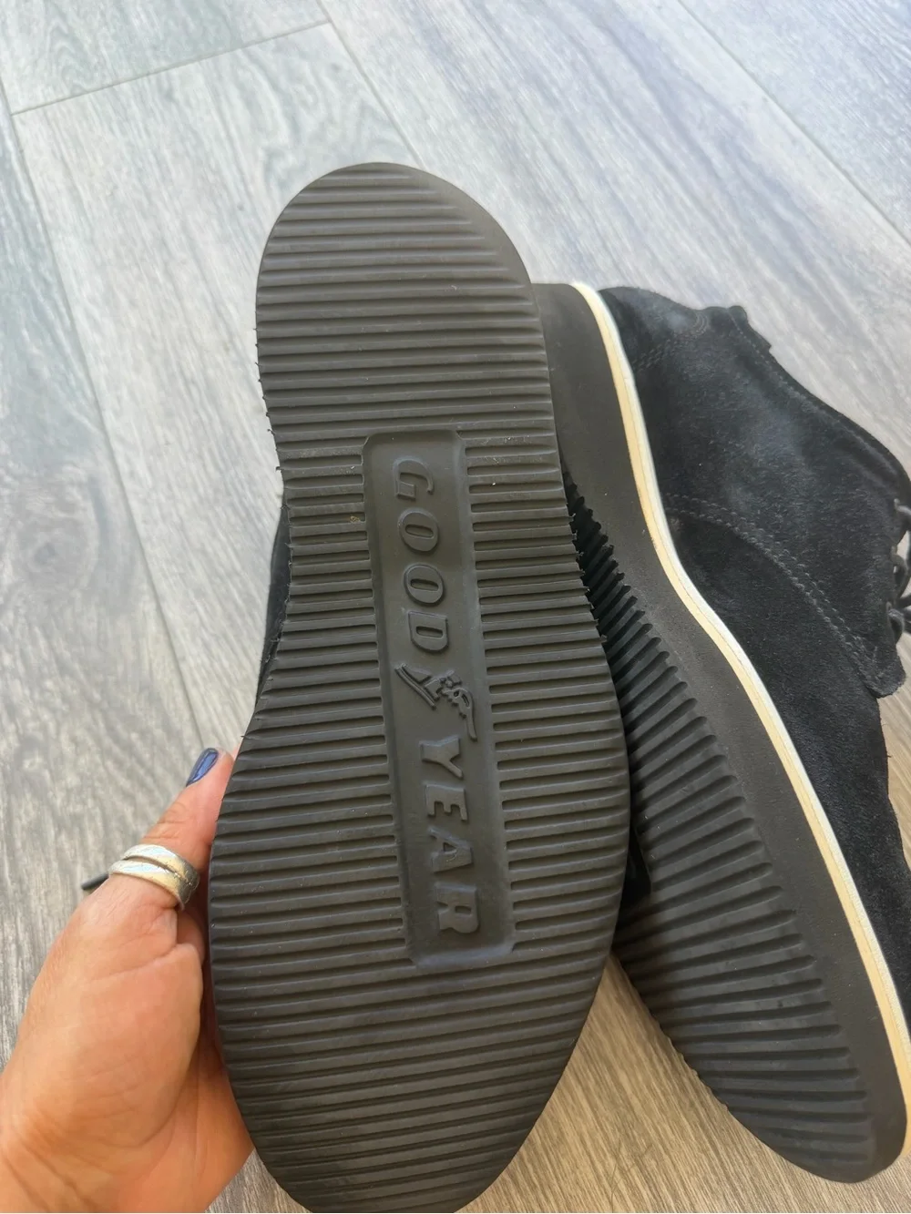 rag & bone Men's Black Suede Chukka shoes